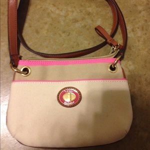Tommy Hilfiger purse